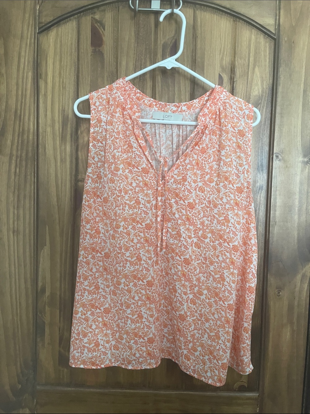 LOFT Orange and White Floral Sleeveless Split-Neck Blouse
